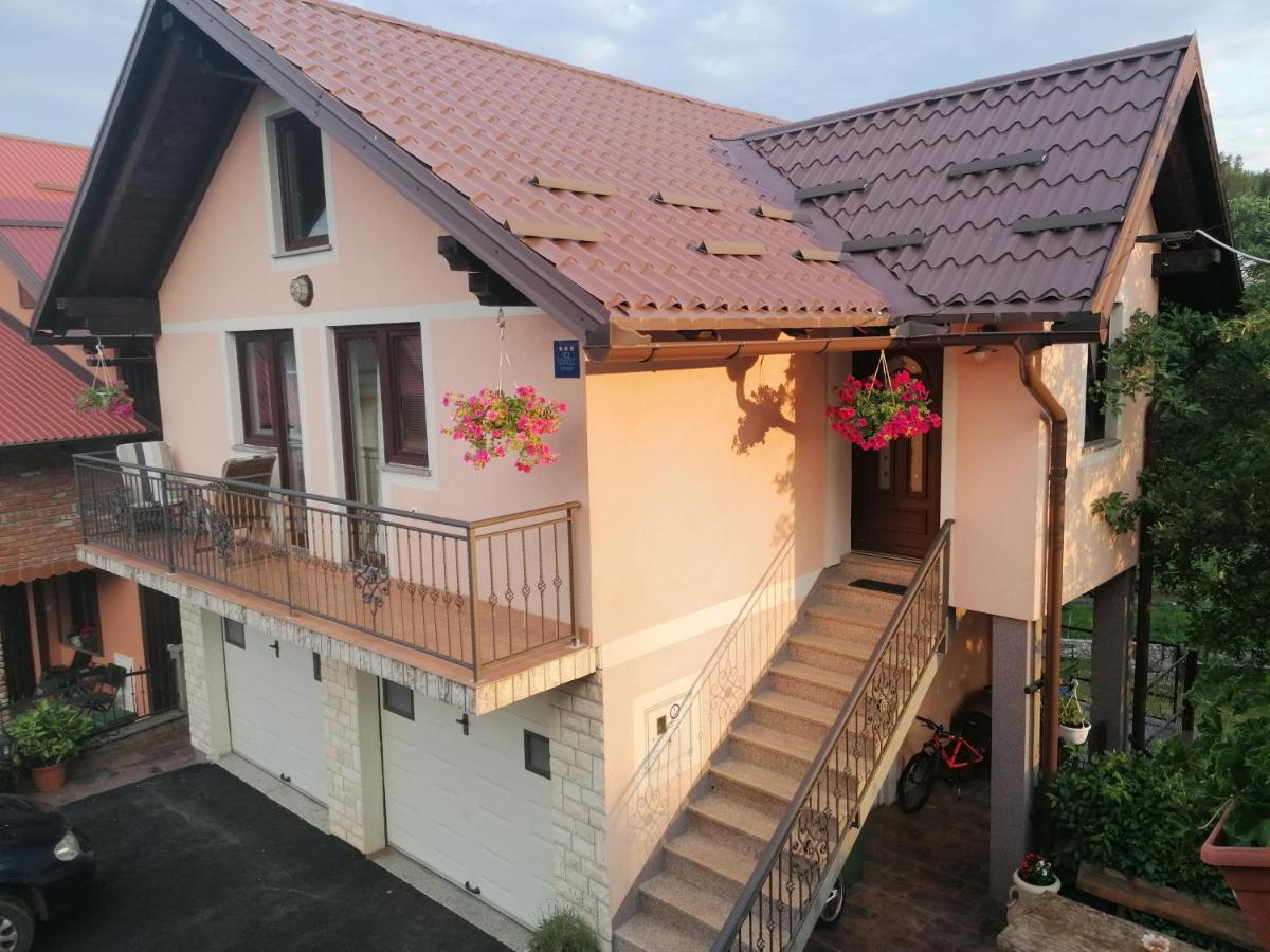 Holiday Home Lana Fuzine Bagian luar foto