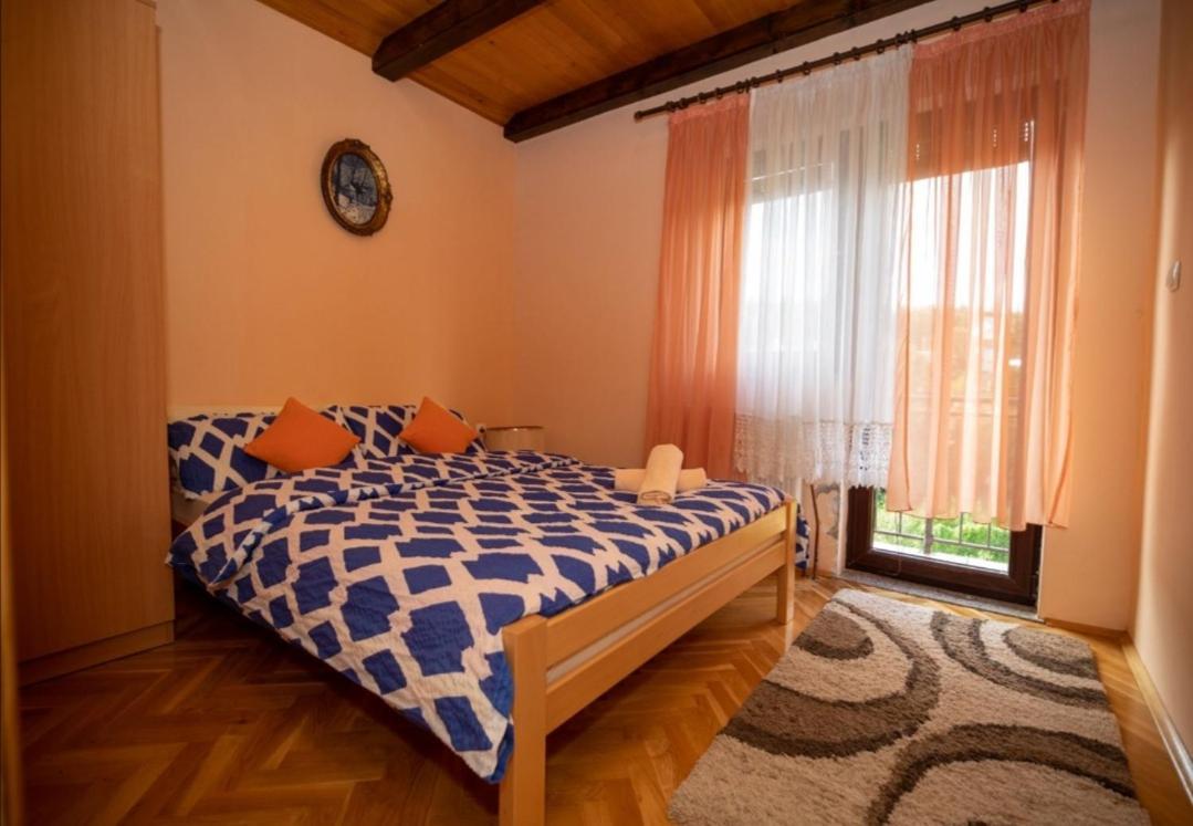 Holiday Home Lana Fuzine Bagian luar foto