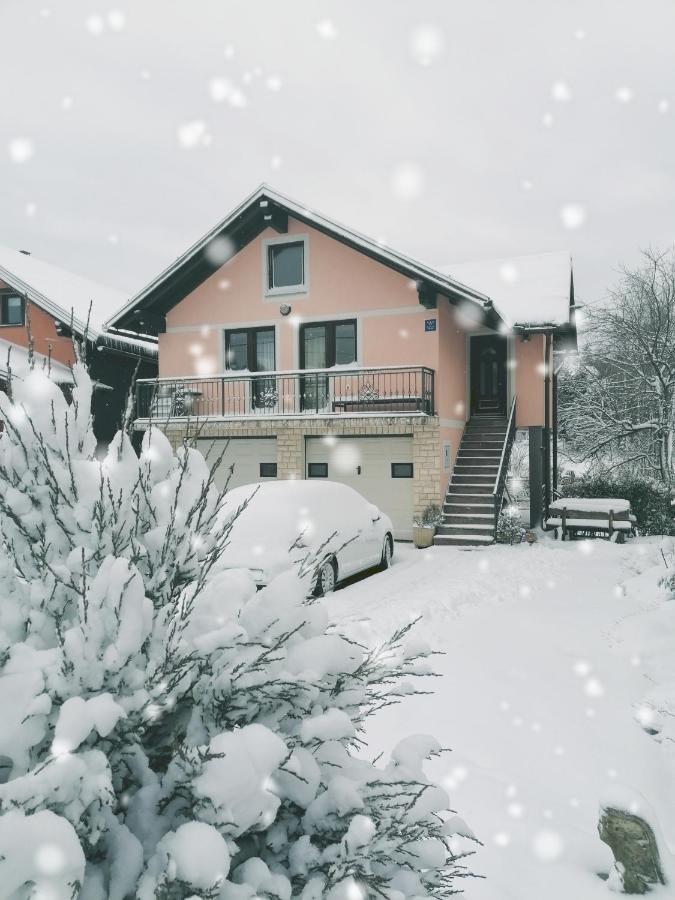 Holiday Home Lana Fuzine Bagian luar foto