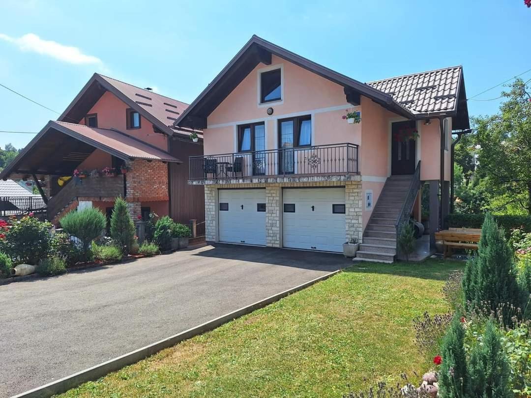 Holiday Home Lana Fuzine Bagian luar foto